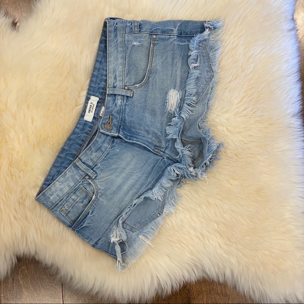 Forever 21 Distressed Jean Shorts Size 27